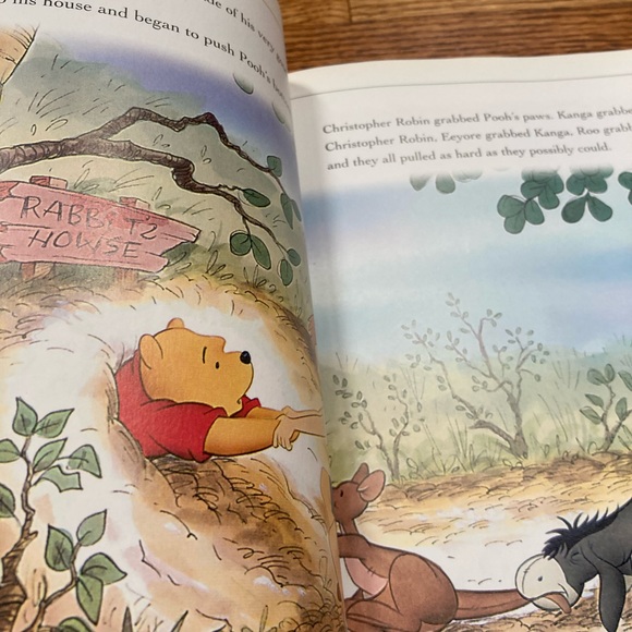 Children’s book Winnie the Pooh, like new, 159pges - Picture 3 of 3